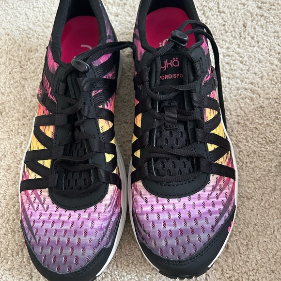 Brand new Ryka running shoes - Picture 4 of 4
